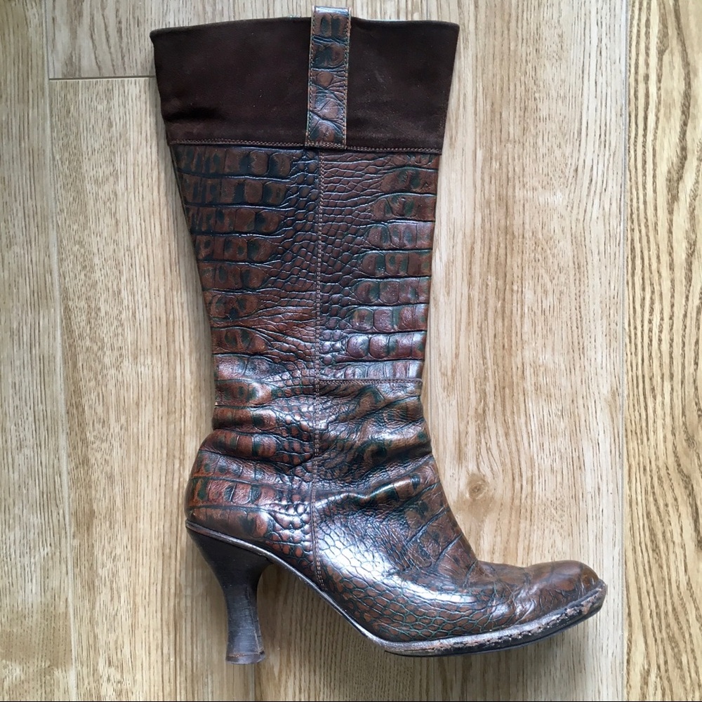 LEATHER Embossed Brown w Teal undertone, Zippered Boot